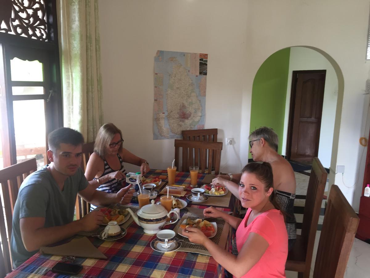 Bee Nest Bed & Breakfast Negombo Exterior foto